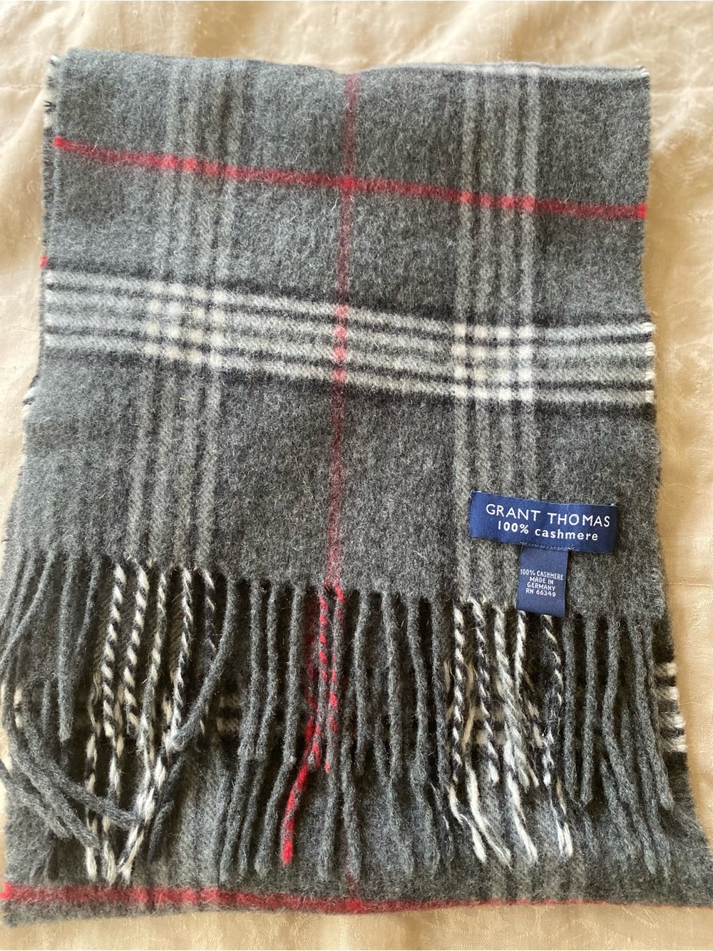 Grant Thomas Men’s Grey Cashmere Plaid Scarf